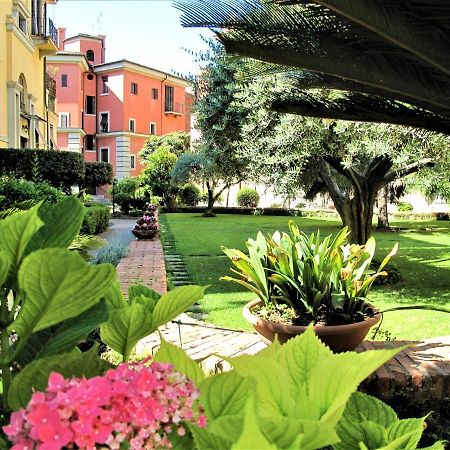 Апартаменты Duchi Di Castro Chic Рим Экстерьер фото