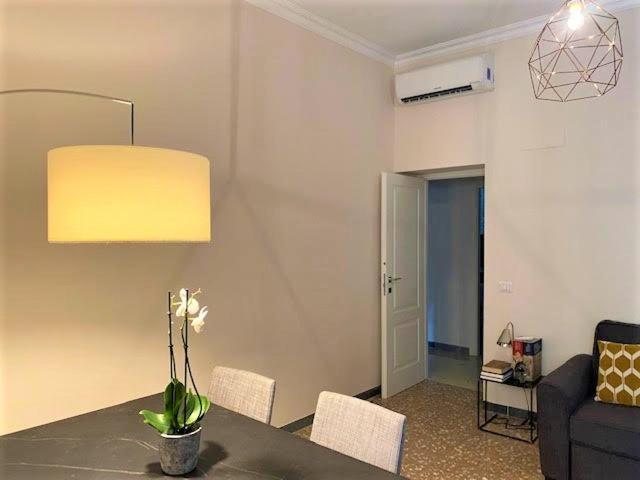 Апартаменты Duchi Di Castro Chic Рим Экстерьер фото